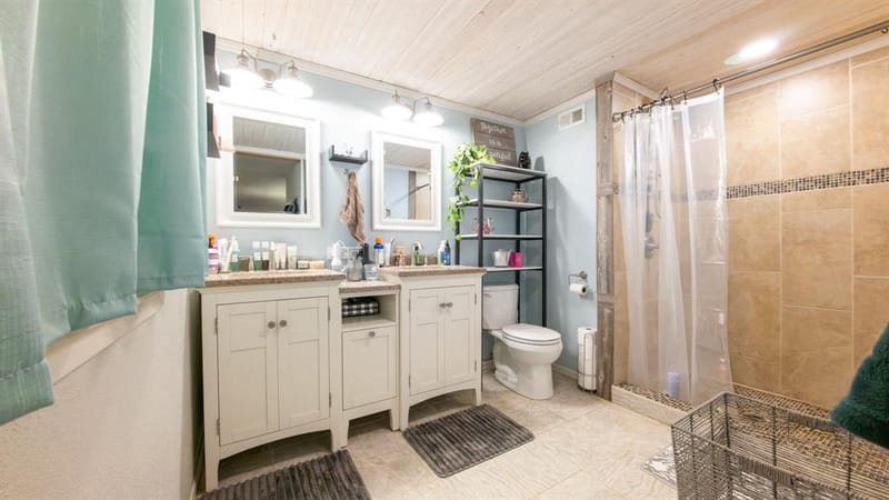 109 S Shaw Street, Tom Bean TX 75489 - Photo 18