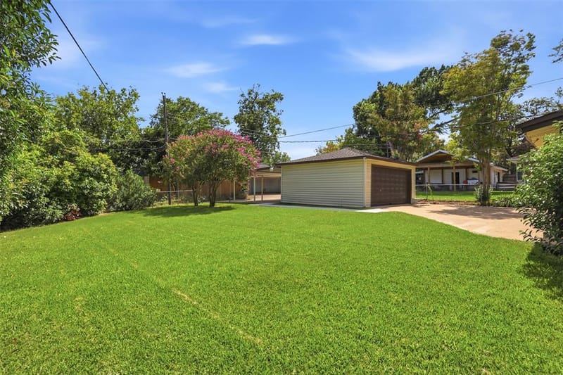 706 Peach Tree Lane, Garland TX 75041 - Photo 28