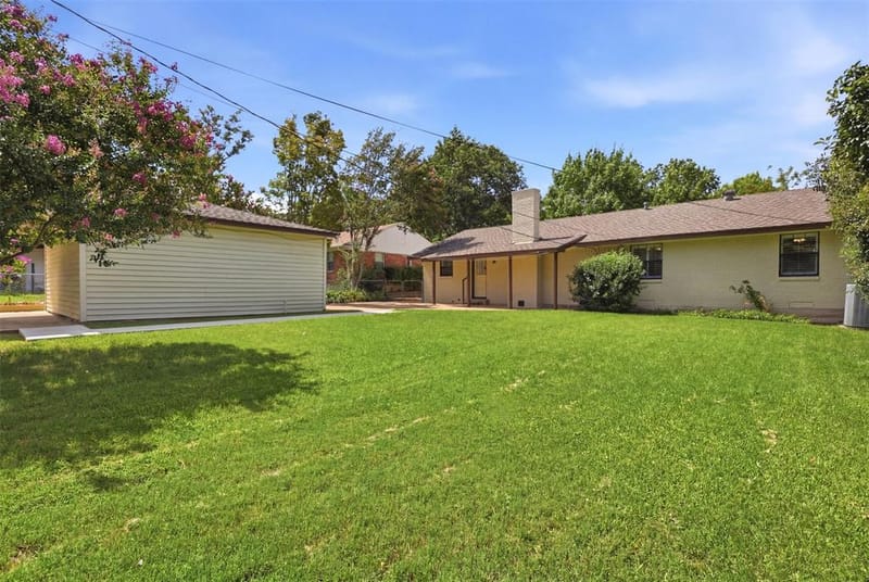 706 Peach Tree Lane, Garland TX 75041 - Photo 29