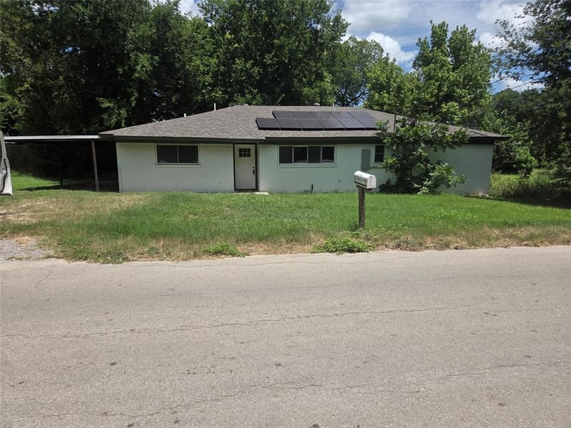 205 S Line Street, Weatherford TX 76086 - Photo 8