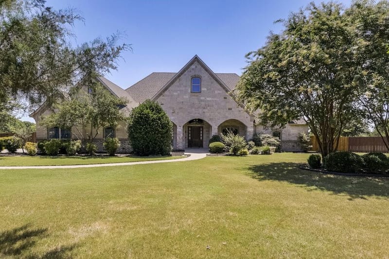 1320 N Creek Circle, Waxahachie TX 75165 - Photo 37
