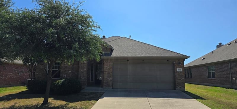 452 Paddle Drive, Crowley TX 76036 - Photo 2