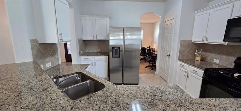 452 Paddle Drive, Crowley TX 76036 - Photo 9