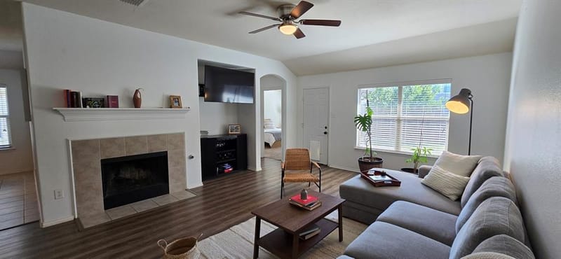 452 Paddle Drive, Crowley TX 76036 - Photo 15