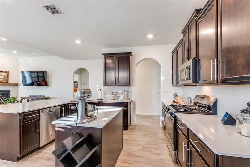 1300 Lake Grove Drive, Little Elm TX 75068 - Photo 7