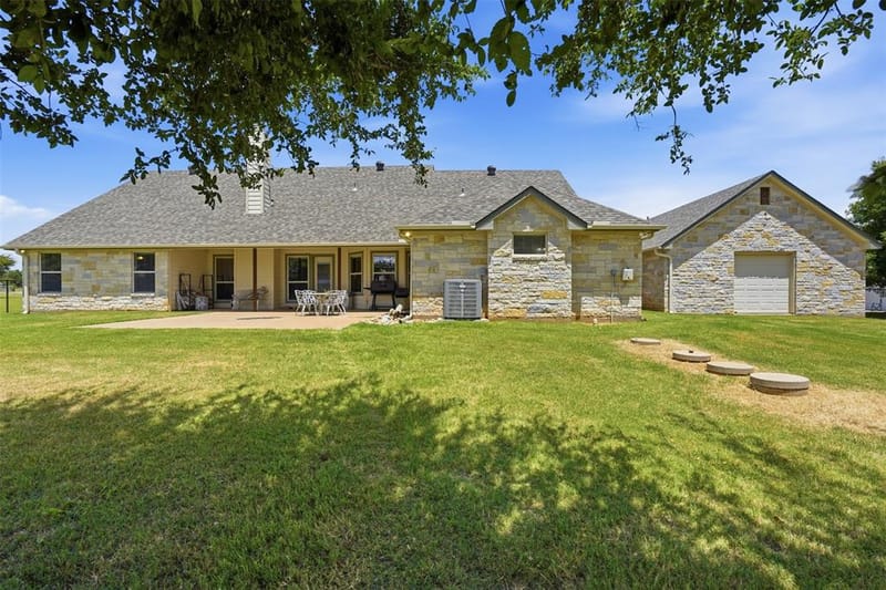 3102 Walnut Creek Parkway, Granbury TX 76049 - Photo 33