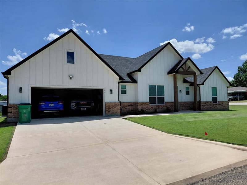 604 E 4th Street, Muenster TX 76252 - Photo 8