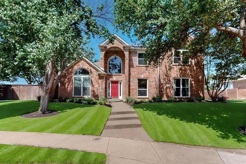2221 Everglade Court, Carrollton TX 75006 - Photo 2
