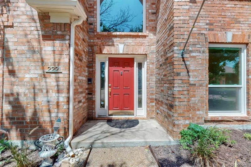 2221 Everglade Court, Carrollton TX 75006 - Photo 3