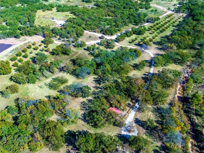 6108 Cottonwood Creek Road, Saint Jo TX 76265 - Photo 6