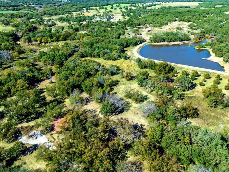 6108 Cottonwood Creek Road, Saint Jo TX 76265 - Photo 8