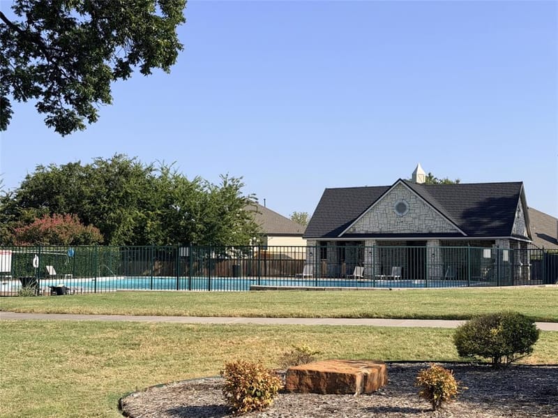 2800 Appaloosa Court, Little Elm TX 75068 - Photo 35