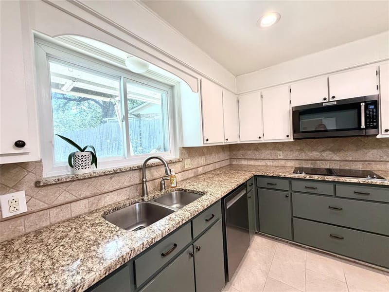 5700 Stage Line Drive, Arlington TX 76017 - Photo 12