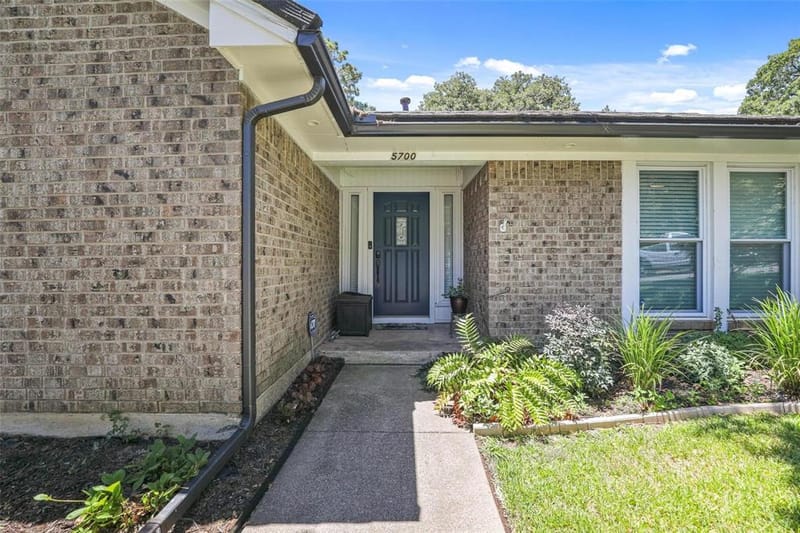 5700 Stage Line Drive, Arlington TX 76017 - Photo 4