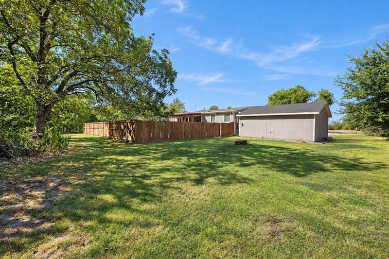 716 N Wright Avenue, Kerens TX 75144 - Photo 30