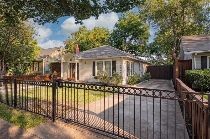 832 N Winnetka Avenue, Dallas TX 75208 - Photo 3
