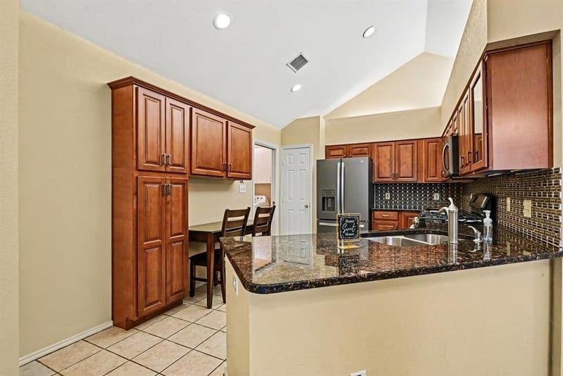 6172 Haley Lane, Fort Worth TX 76132 - Photo 11