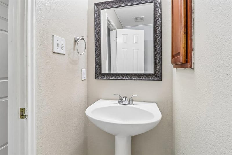 503 Angela Lane, Euless TX 76039 - Photo 12