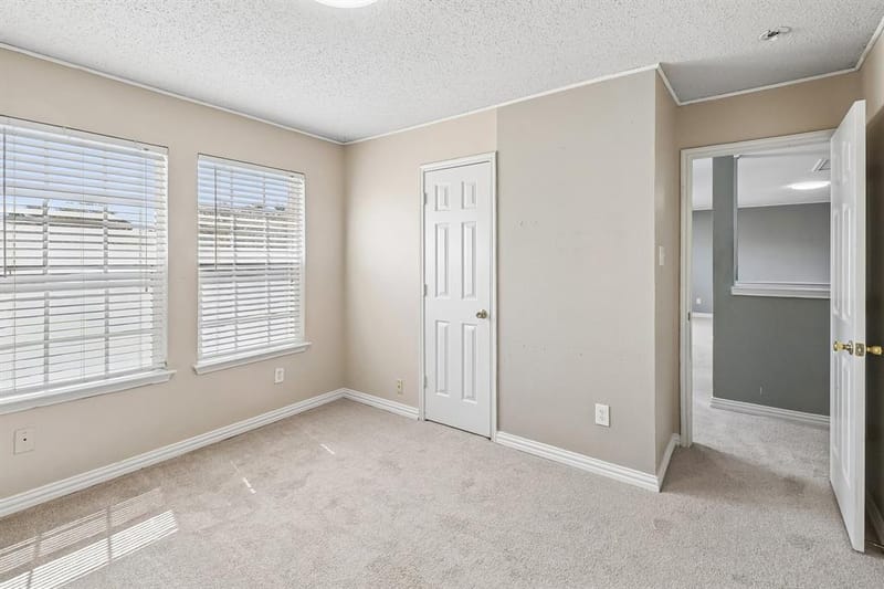 503 Angela Lane, Euless TX 76039 - Photo 25