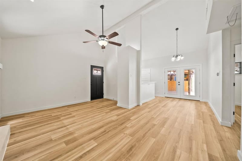 420 S Las Vegas Trail, White Settlement TX 76108 - Photo 8