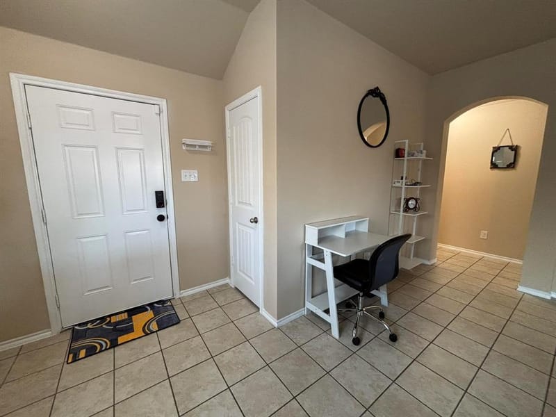 912 Platinum Drive, Princeton TX 75407 - Photo 2