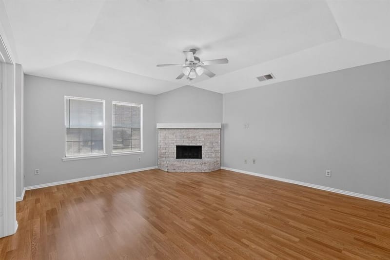 9693 Windy Ridge Road, Frisco TX 75033 - Photo 4