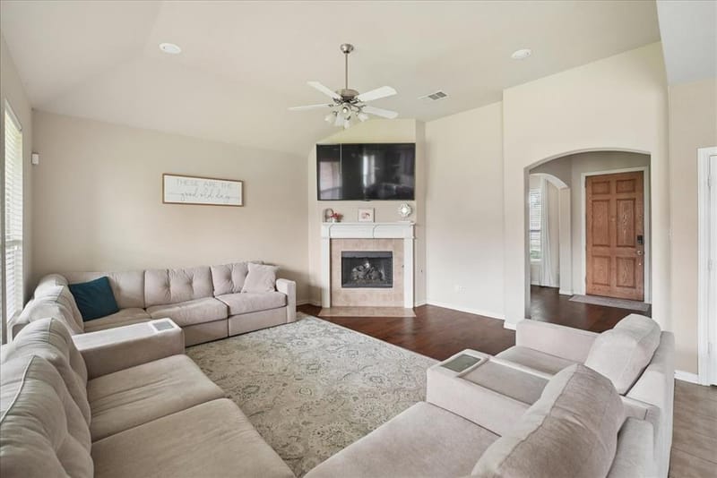 2605 Greyhawk Drive, Little Elm TX 75068 - Photo 6