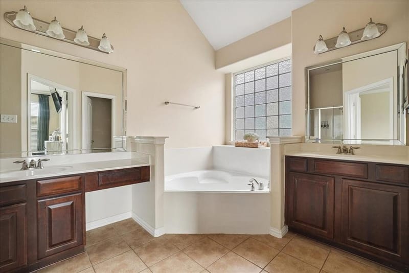 2605 Greyhawk Drive, Little Elm TX 75068 - Photo 13
