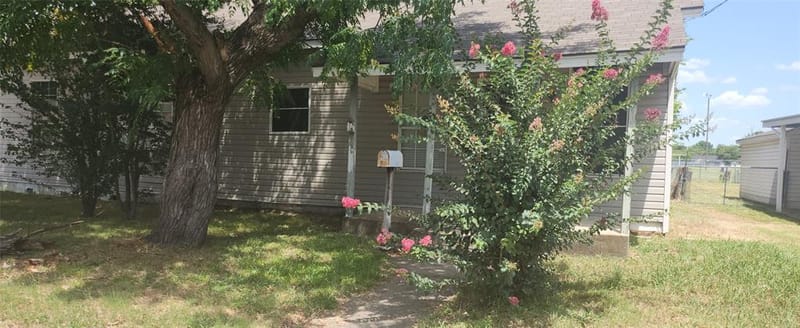 824 Carver Street, Mesquite TX 75149 - Photo 4