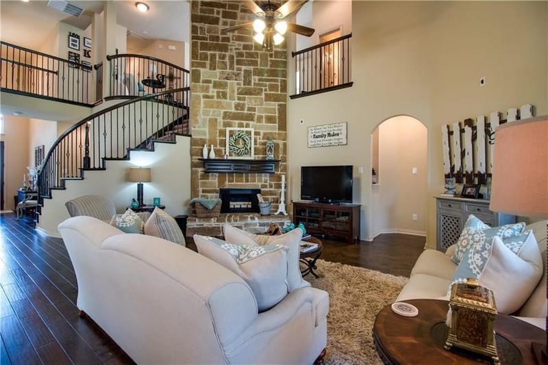 14221 Winter Hill Drive, Little Elm TX 75068 - Photo 4