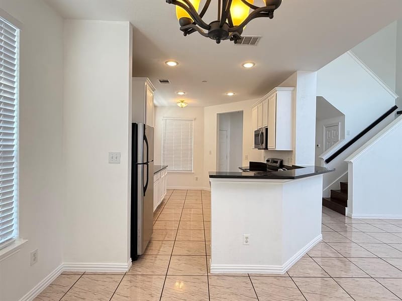 941 Englewood Lane, Plano TX 75025 - Photo 7