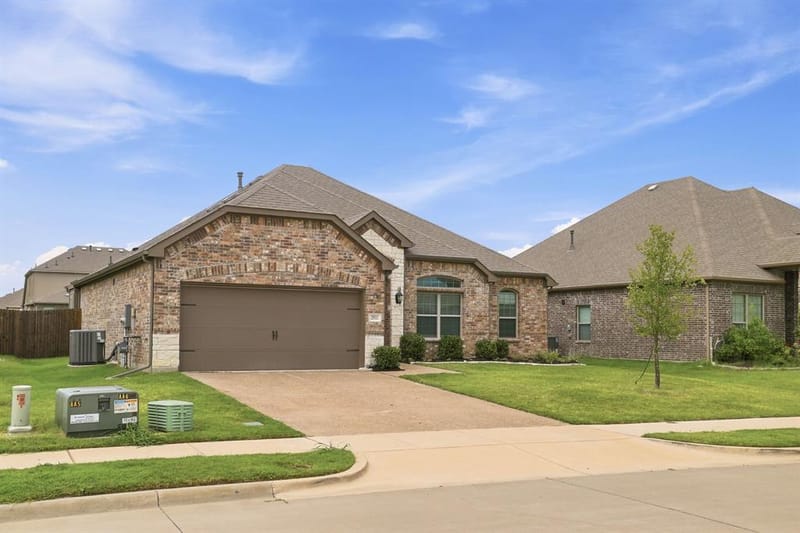 2911 Diamondback Drive, Melissa TX 75454 - Photo 2