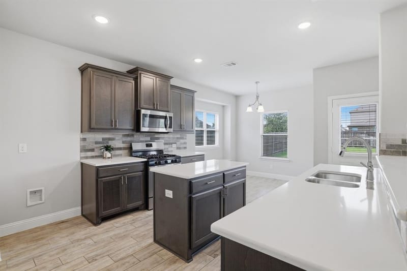 2911 Diamondback Drive, Melissa TX 75454 - Photo 12