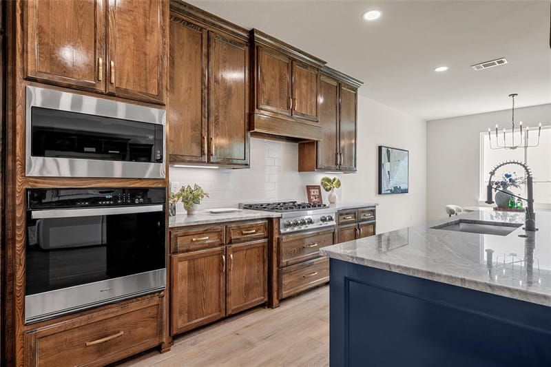 1025 Galaxy, Woodway TX 76712 - Photo 9