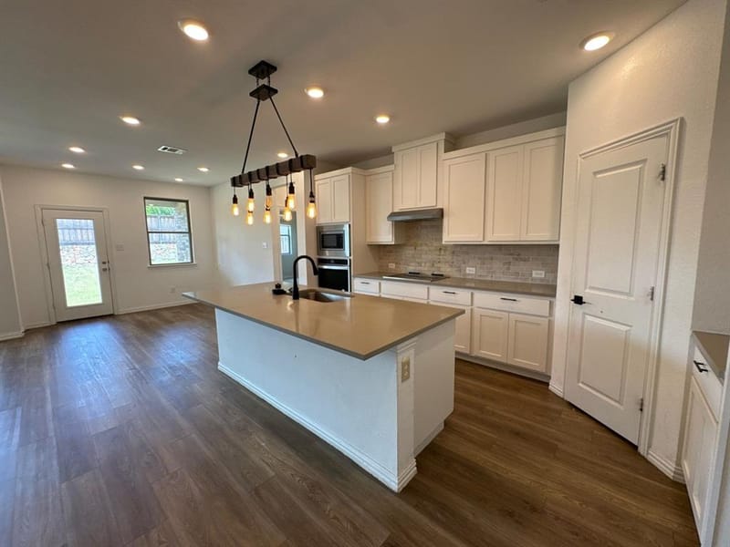 1748 Sheldon Drive, Forney TX 75126 - Photo 7
