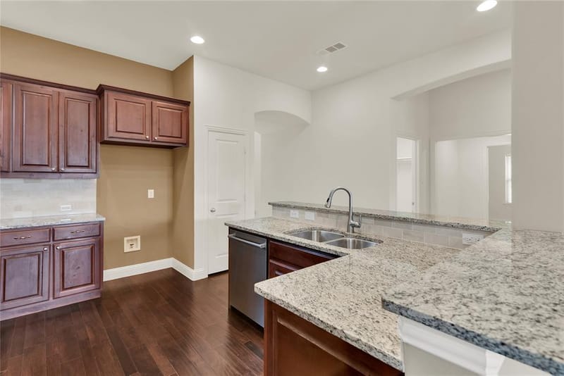 1003 Edgefield Lane, Forney TX 75126 - Photo 6