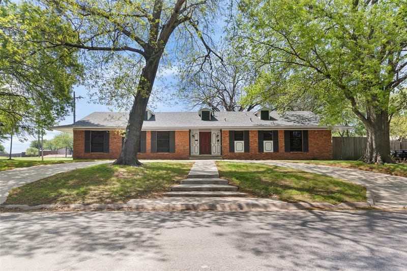 800 Western Hills Drive, Sherman TX 75092 - Photo 22