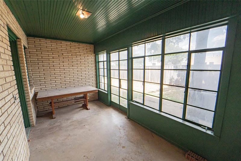 514 W Walker Street, Breckenridge TX 76424 - Photo 7