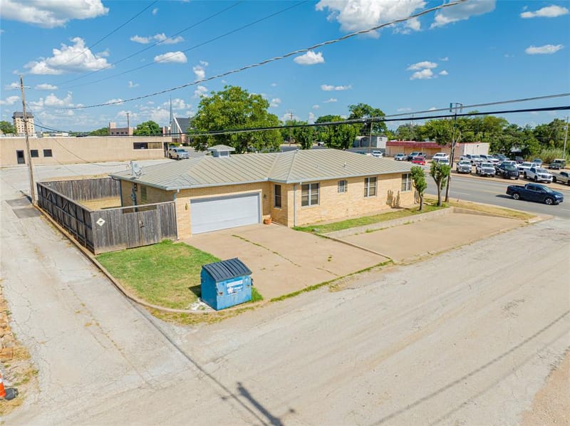 514 W Walker Street, Breckenridge TX 76424 - Photo 24