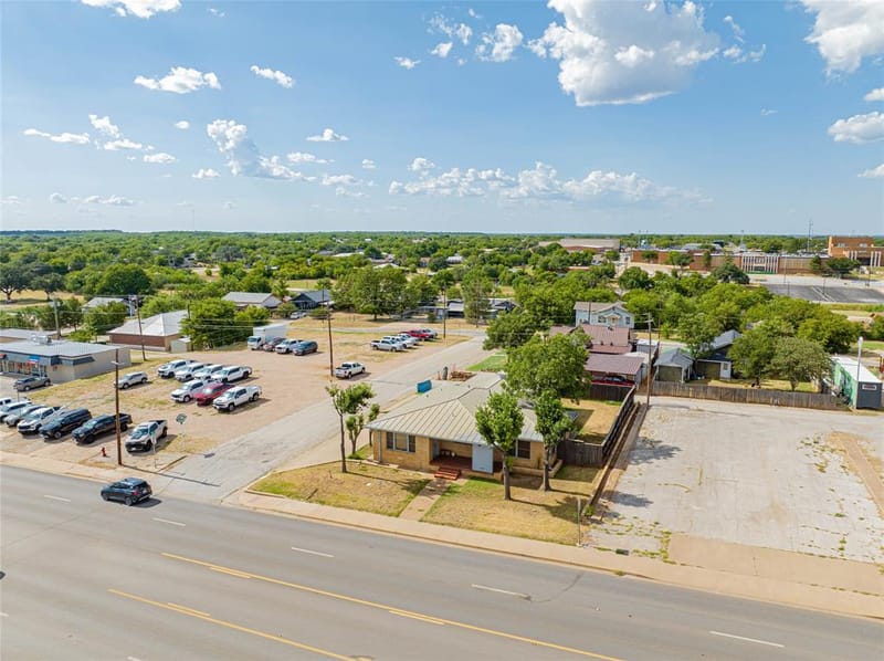 514 W Walker Street, Breckenridge TX 76424 - Photo 30