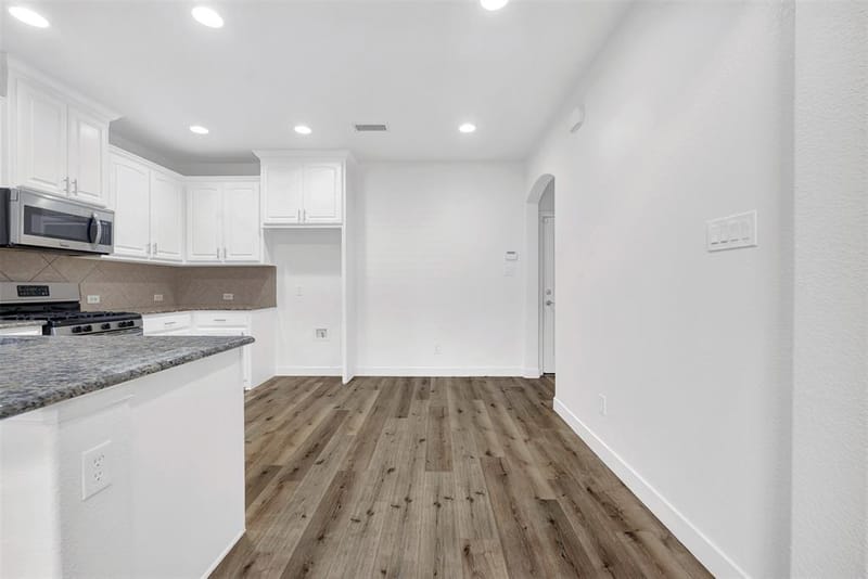 736 S Greenville Avenue, Richardson TX 75081 - Photo 13