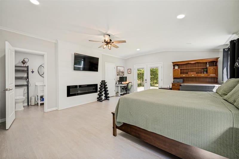 555 Yowell Hill Road, Tom Bean TX 75491 - Photo 23