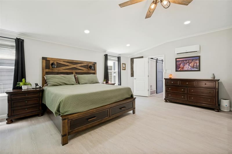 555 Yowell Hill Road, Tom Bean TX 75491 - Photo 24