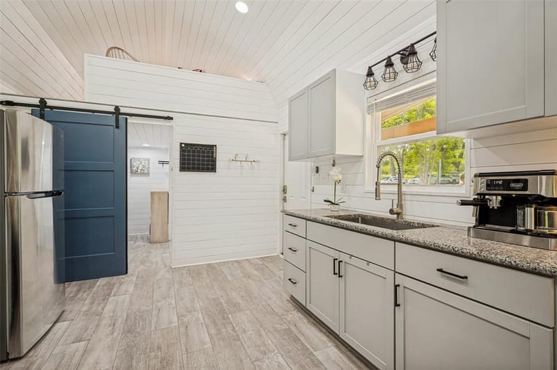 555 Yowell Hill Road, Tom Bean TX 75491 - Photo 18