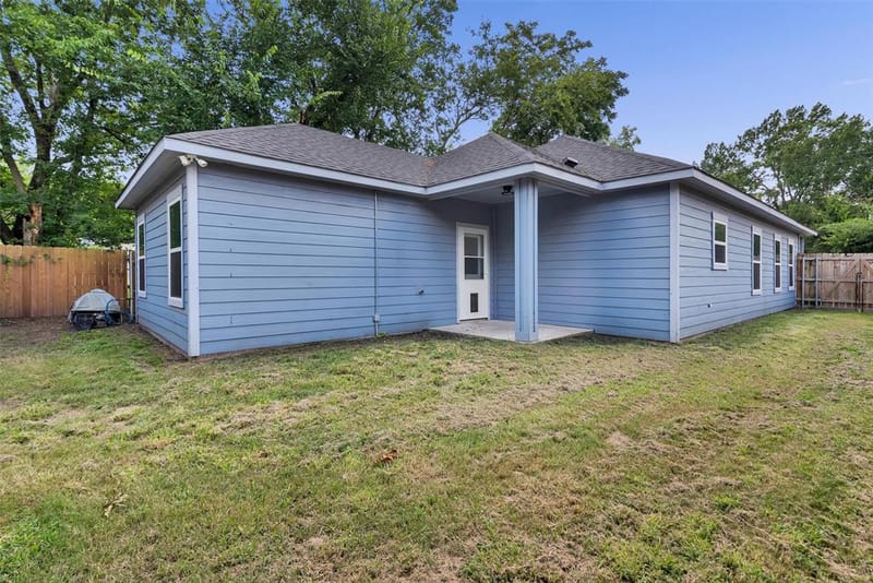 1312 Elm Street, Bonham TX 75418 - Photo 21