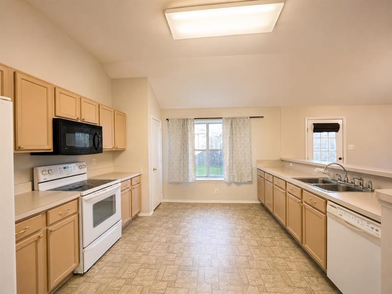 917 Bard Drive, Garland TX 75040 - Photo 3