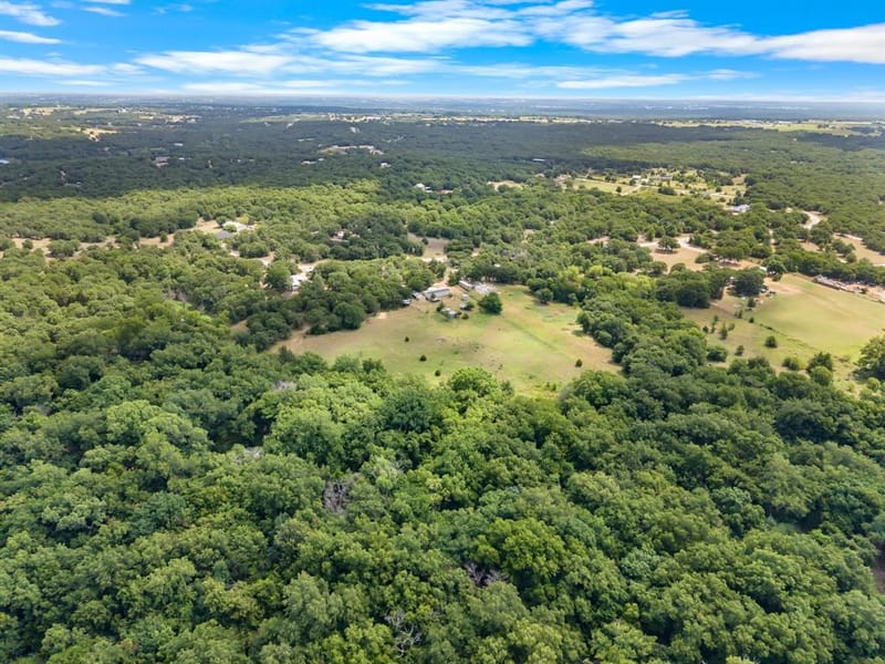 439 Slayden Drive, Sunset TX 76270 - Photo 23
