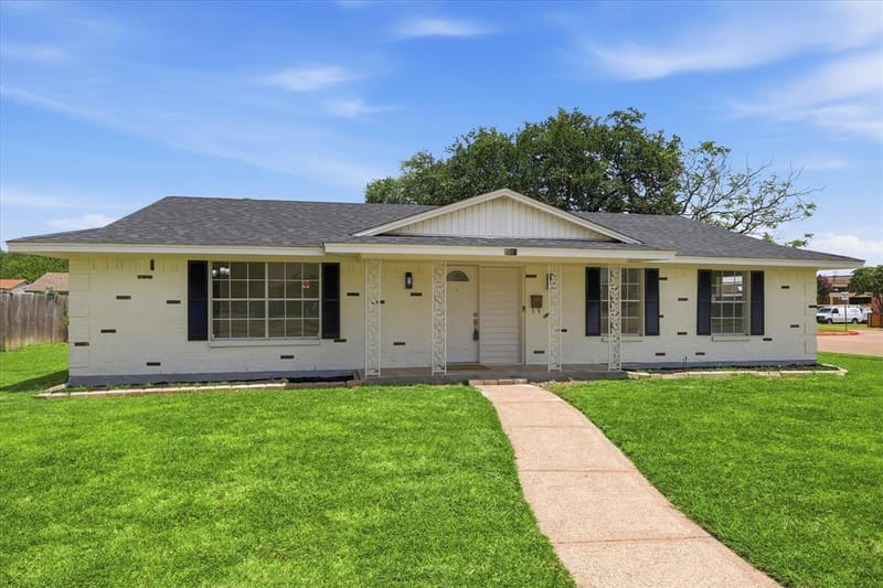 3301 Hillsdale Lane, Garland TX 75042 - Photo 6