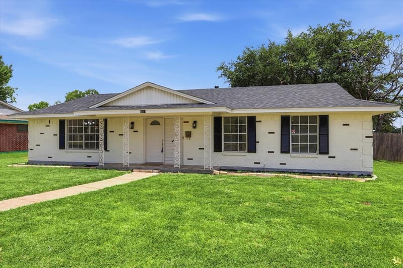 3301 Hillsdale Lane, Garland TX 75042 - Photo 5