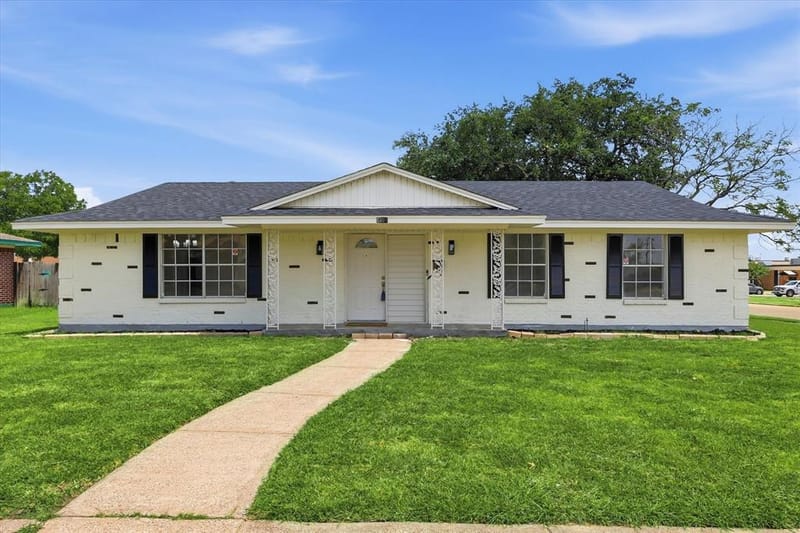 3301 Hillsdale Lane, Garland TX 75042 - Photo 4